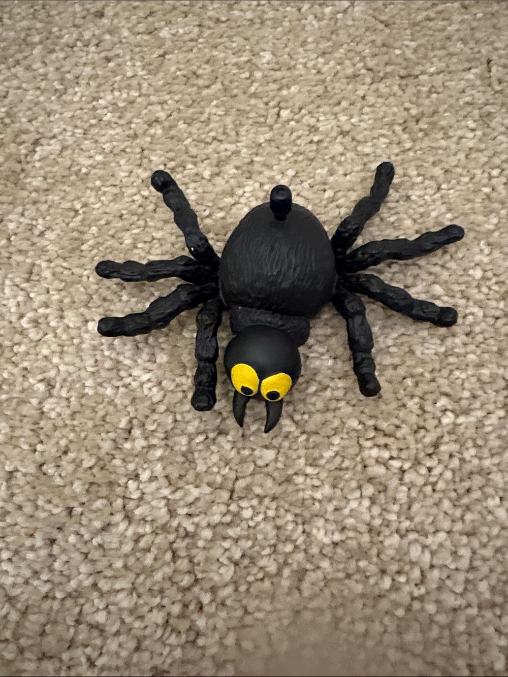 Black Spider Action Pin with Yellow Eyes - Kids Toy  It moves!